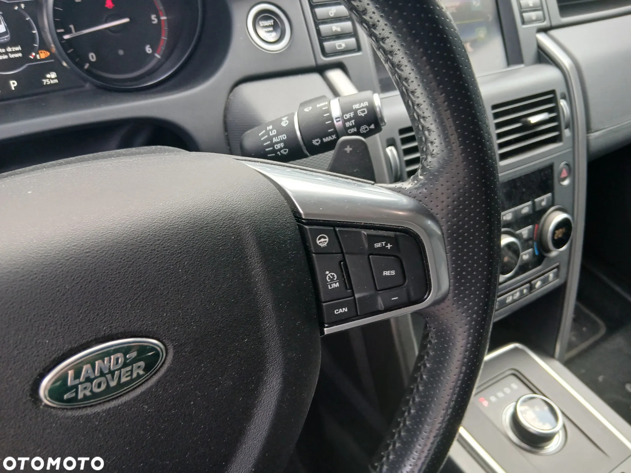 Land Rover Discovery Sport 2.0 D180 R-Dynamic HSE - 14