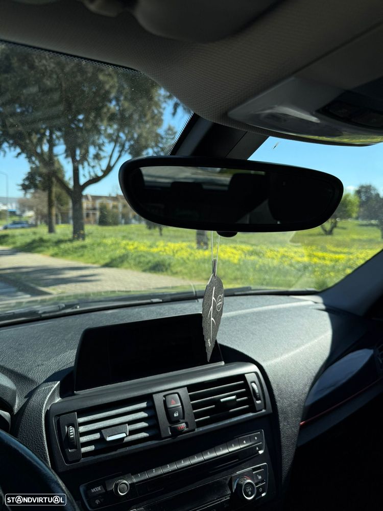 BMW 116 d Sport Line - 7