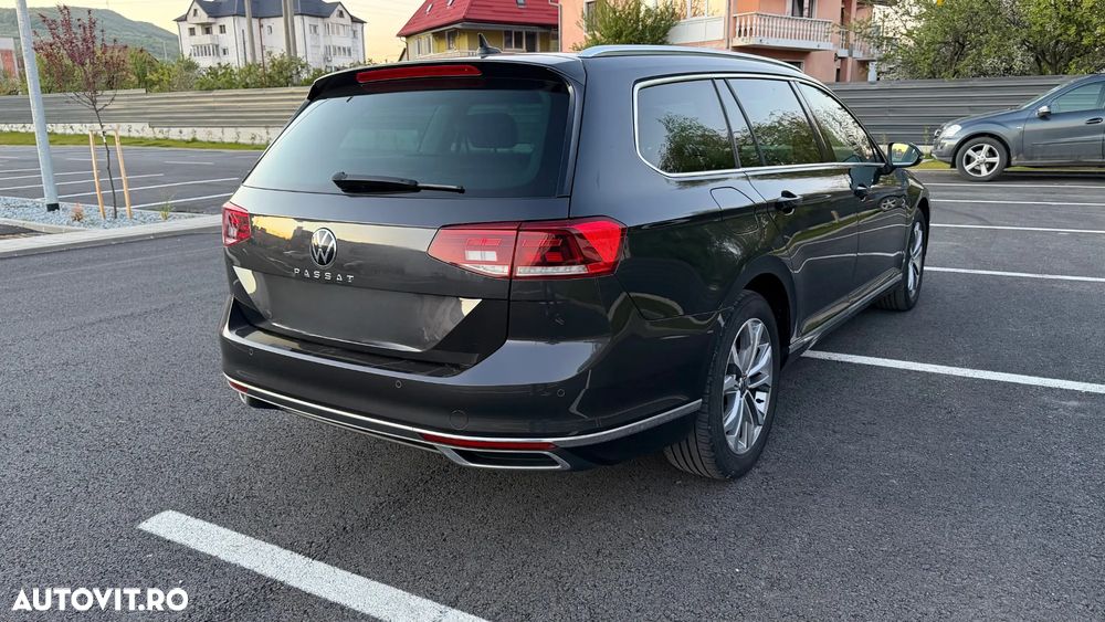 Volkswagen Passat 2.0 TDI DSG Highline - 6
