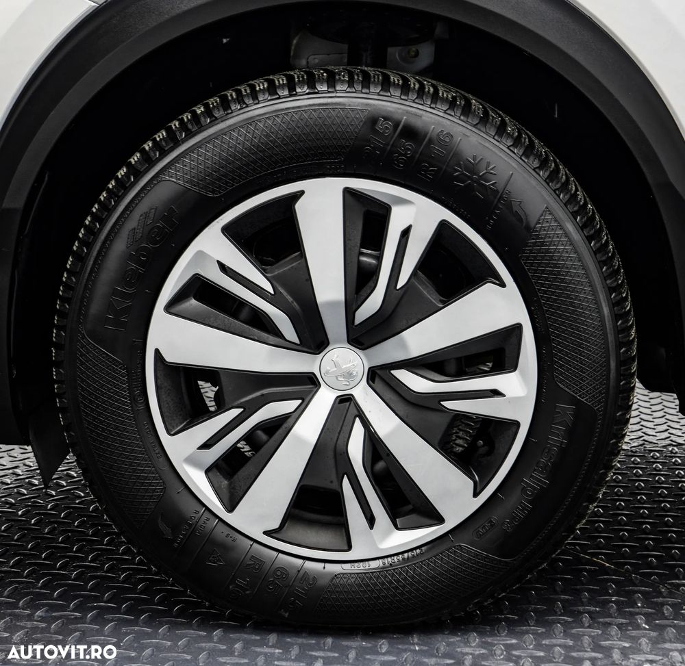 Peugeot 2008 1.5 BlueHDI STT Allure - 27