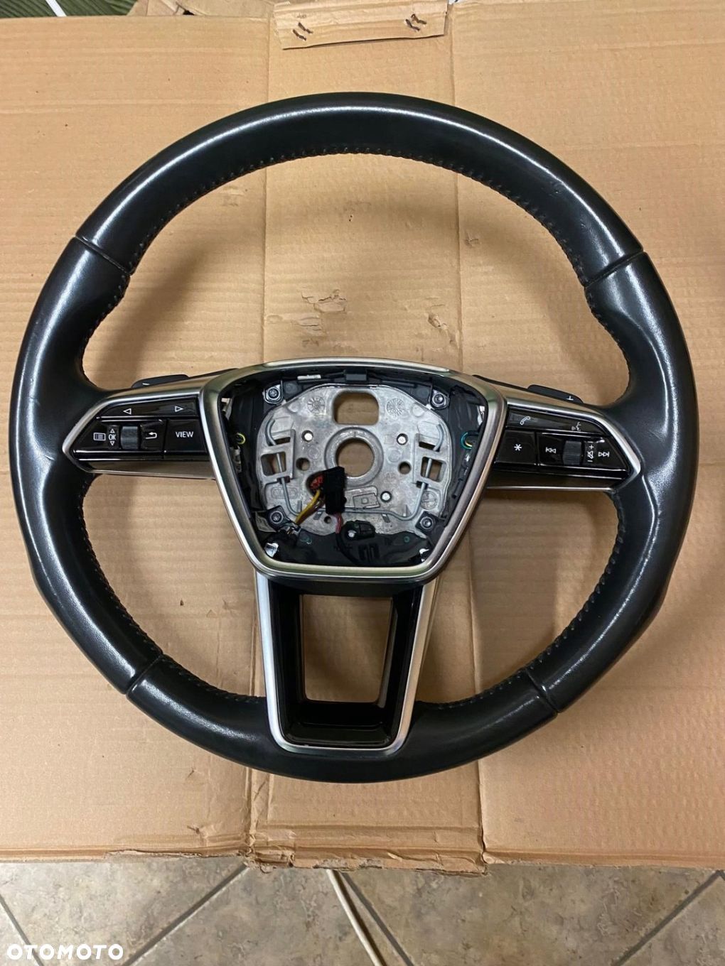 KIEROWNICA AUDI A6 4K - 1