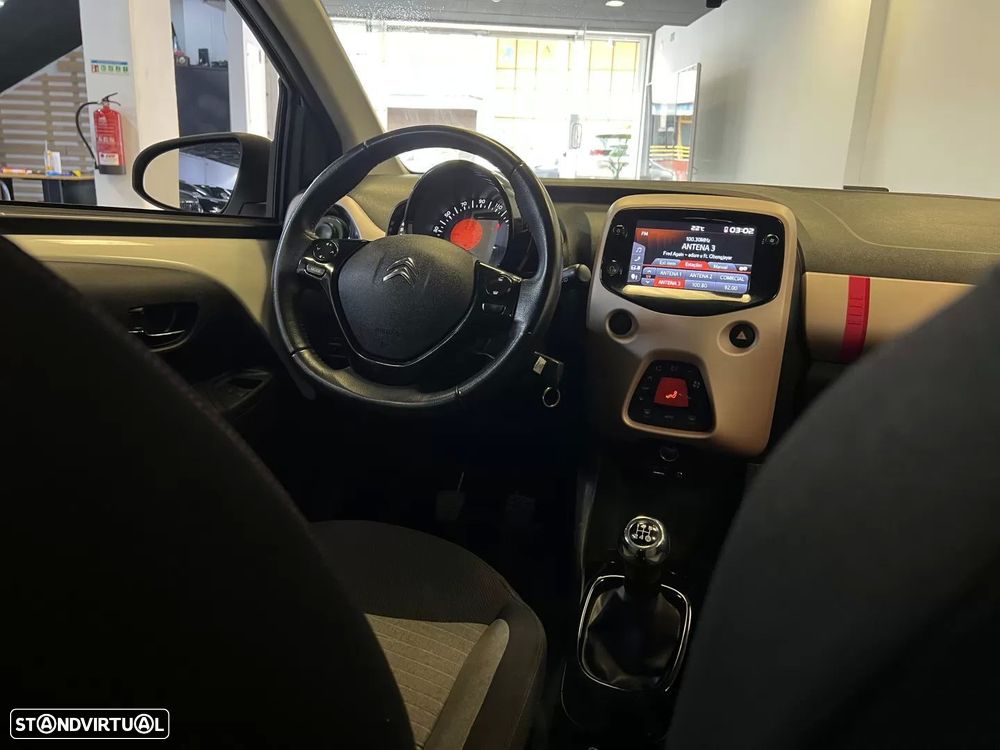 Citroën C1 1.0 VTi Elle — fotografia 15