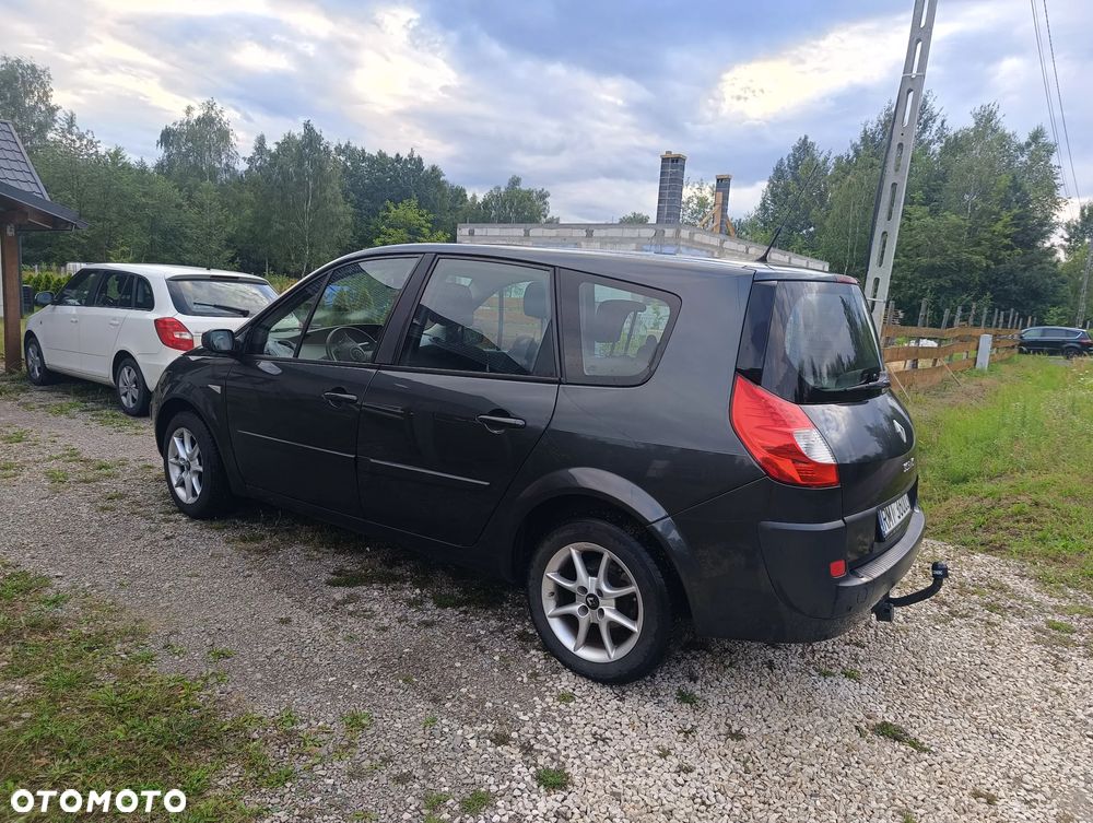 Renault Scenic 1.5 dCi Emotion Plus - 8