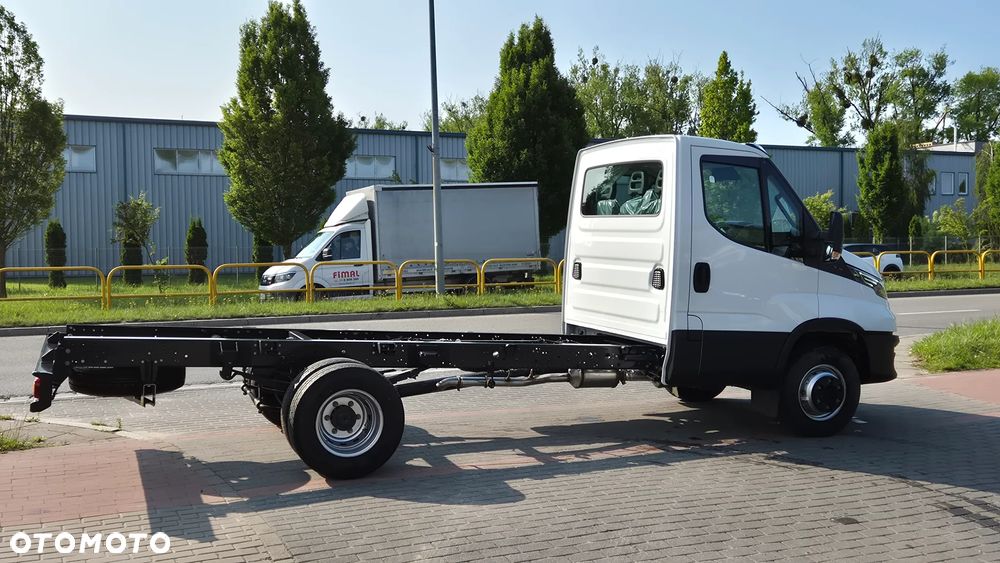 Iveco 70C18 - 3