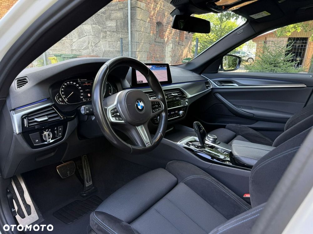 BMW Seria 5 530d mHEV M Sport sport - 5