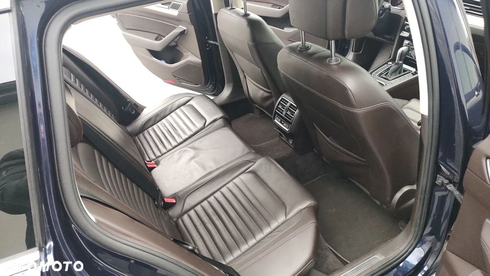 Volkswagen Passat 2.0 TDI Bi-Turbo BMT 4Mot Highline DSG - 8