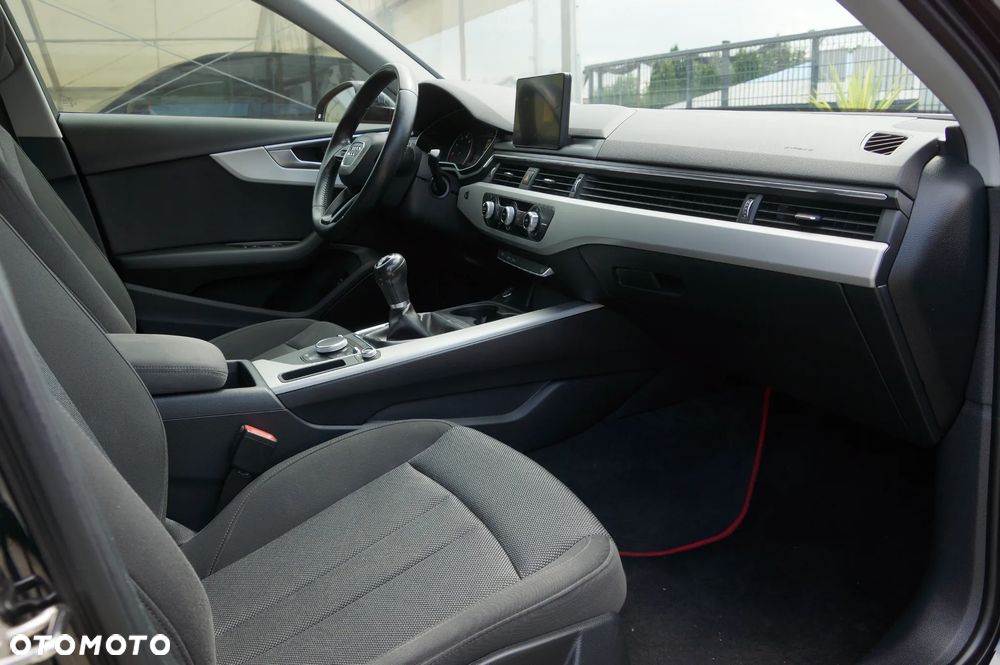 Audi A4 Limousine 2.0 TFSI ultra - 25
