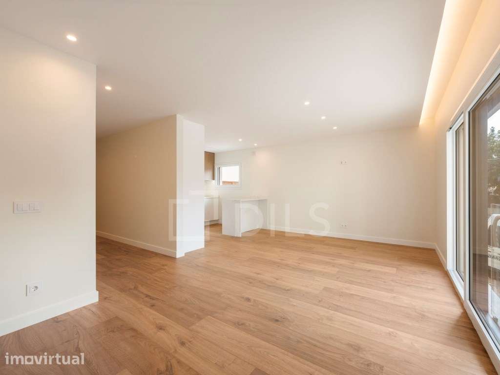 Apartamento T3 novo, com box para 2 carros, no centro de Cascais - Grande imagem: 3/21