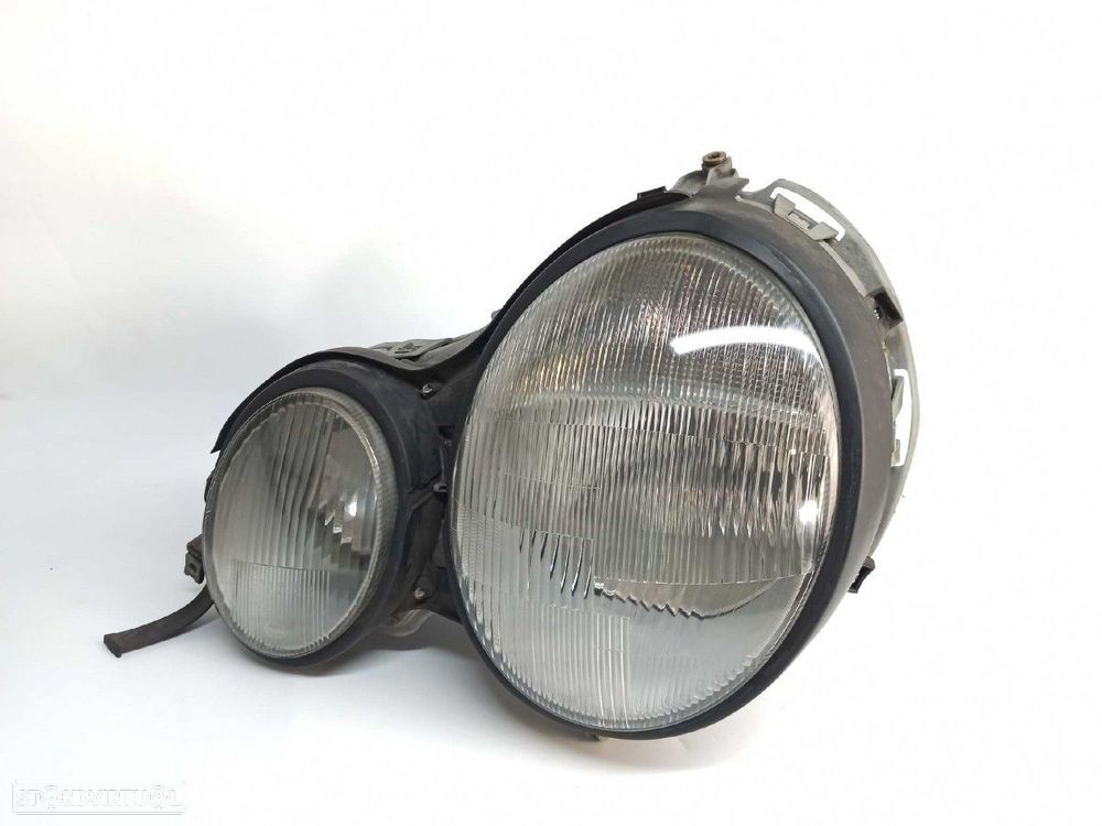 FAROL ESQUERDO MERCEDES CLASE E (W210) BERLINA DIESEL 300 TURBODIESEL (210.025) - 4