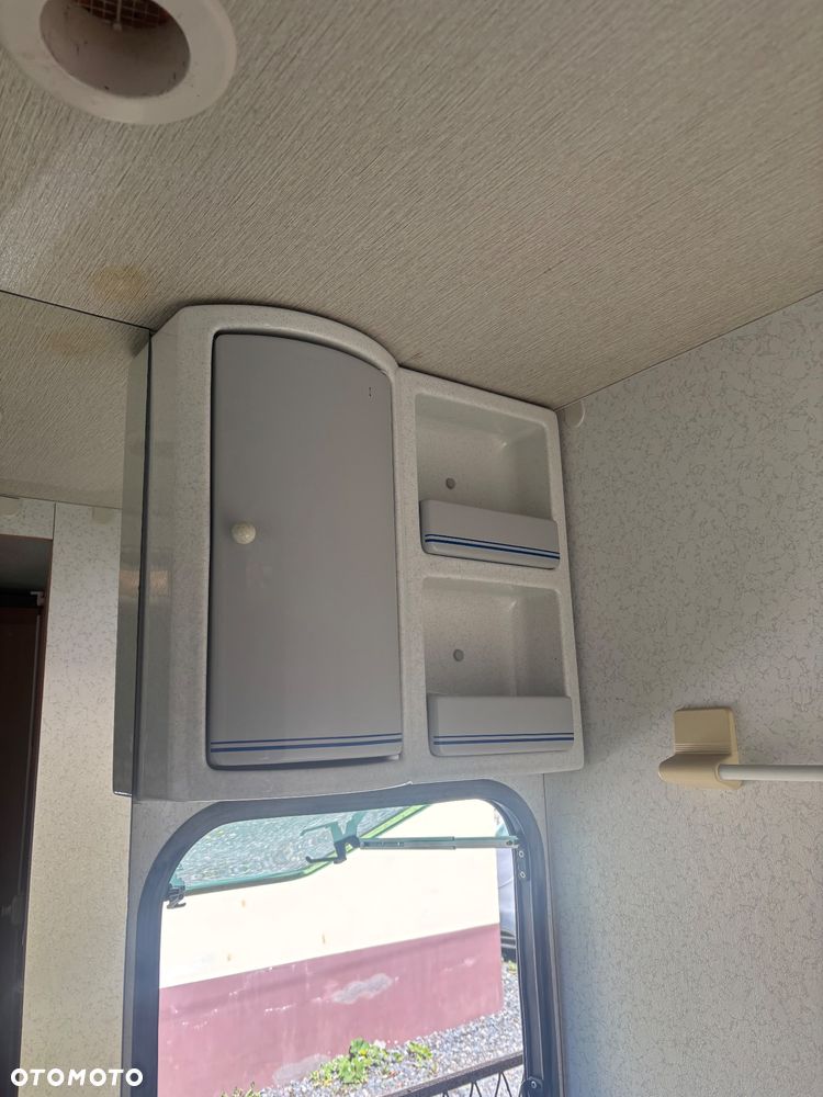 Adria 462 - 25