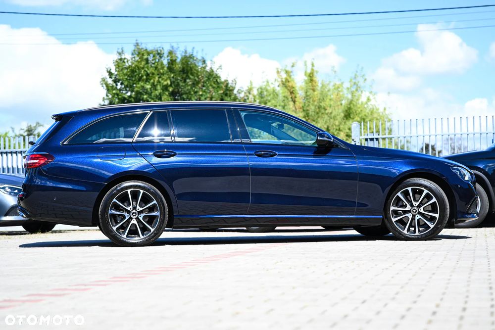 Mercedes-Benz Klasa E 220 d 9G-TRONIC Night Edition - 7