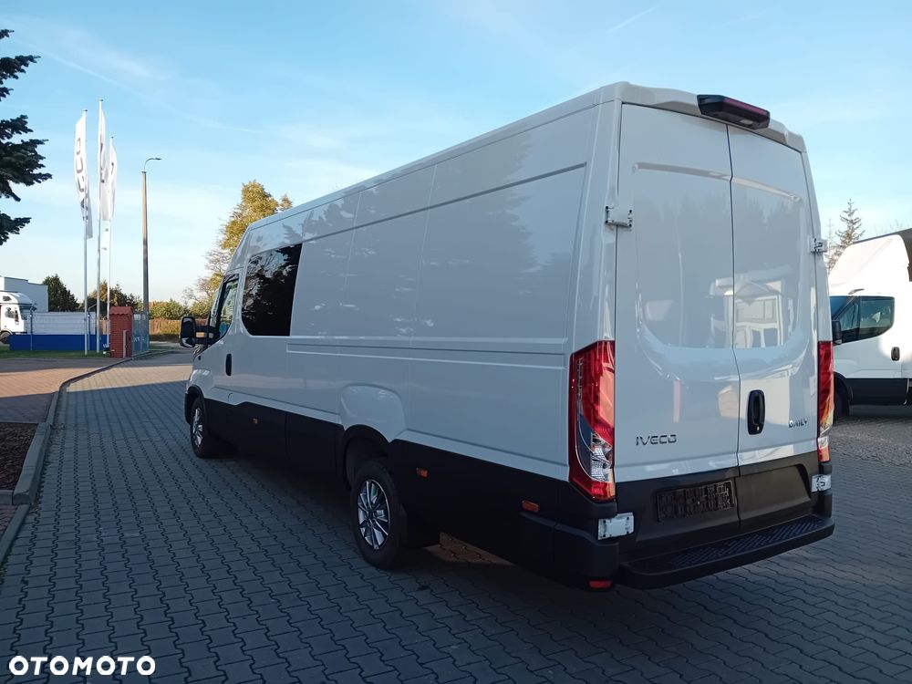 Iveco DAILY 35S18HV L4H2 3.0 180KM Brygadówka - 4