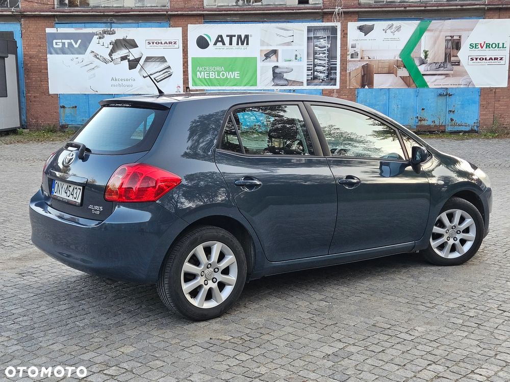 Toyota Auris 1.4 D-4D Life+ - 13