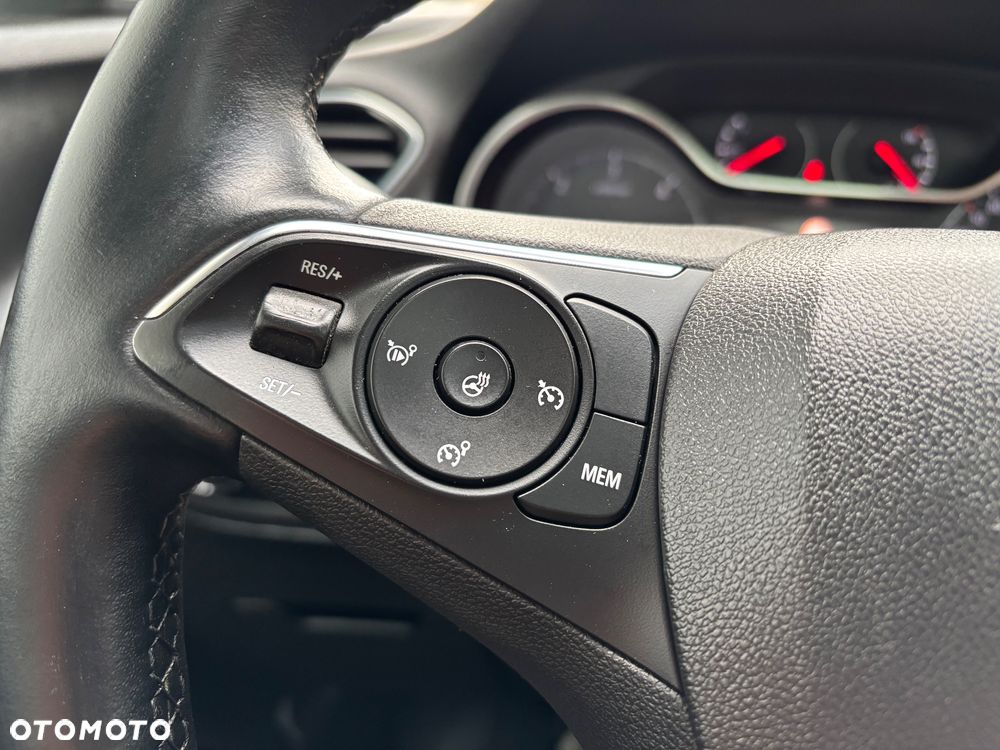 Opel Grandland X 1.6 D Start/Stop Business INNOVATION - 16