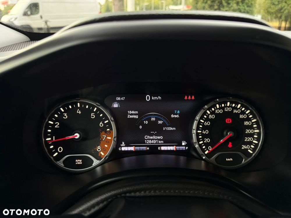Jeep Renegade 1.4 MultiAir Limited - 27