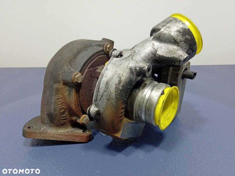 MERCEDES W204 LIFT 2.1 CDI 120KM TURBOSPRĘŻARKA A6510900086 651.913 - 3