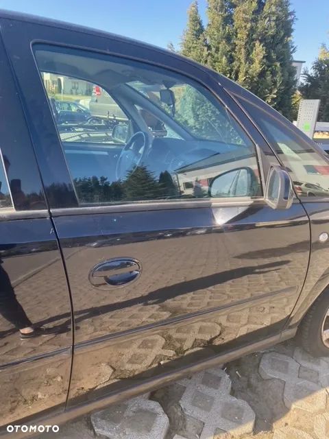 DRZWI PRAWE PRZÓD OPEL MERIVA A 20R