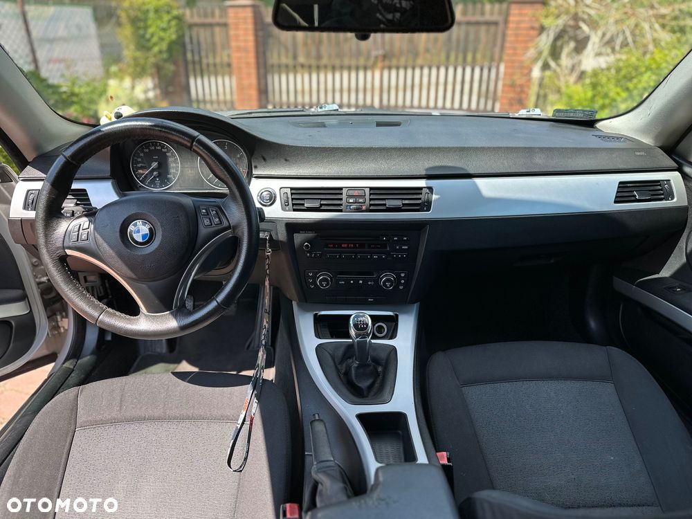 BMW Seria 3 320d - 7