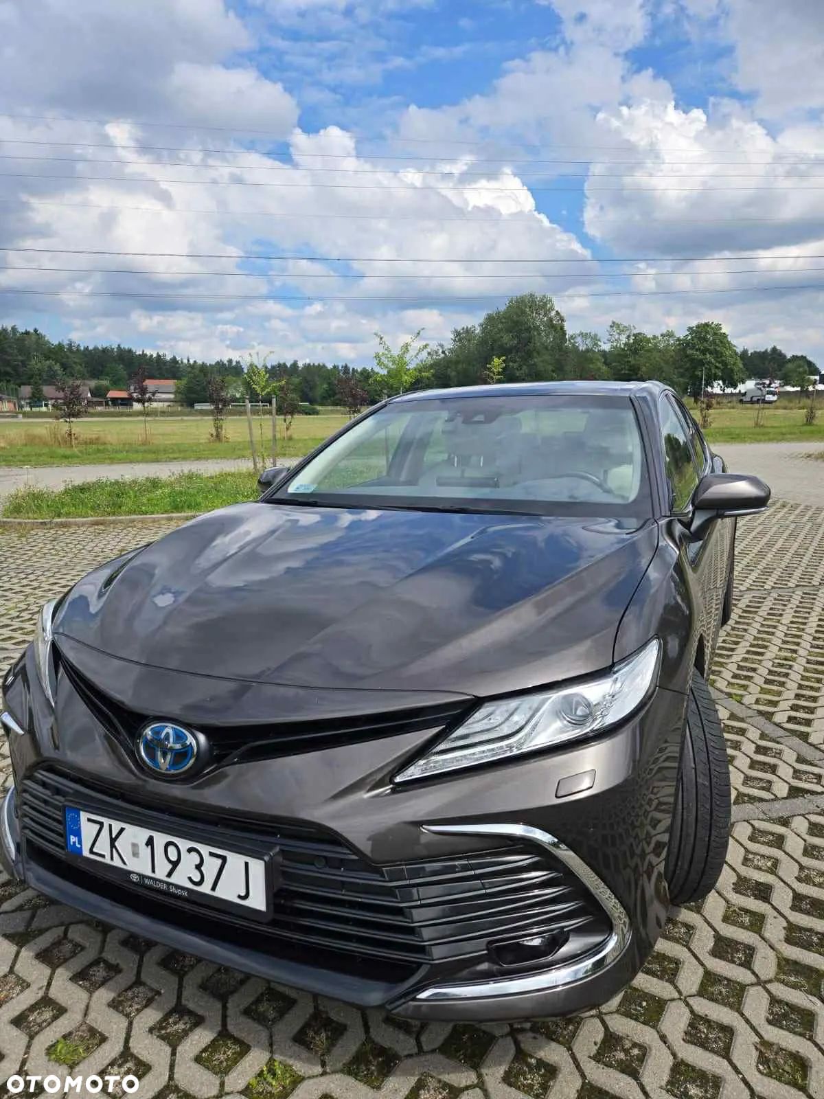 Toyota Camry 2.5 Hybrid Executive CVT - 1