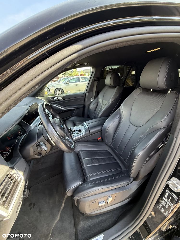 BMW X5 xDrive40d mHEV - 30