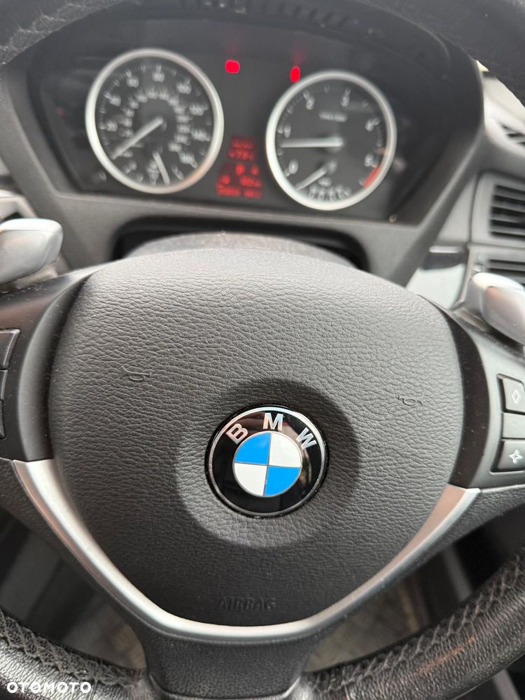 BMW X6 - 11
