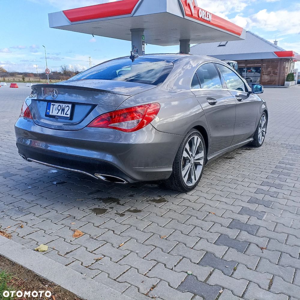Mercedes-Benz CLA 250 7G-DCT UrbanStyle Edition - 14