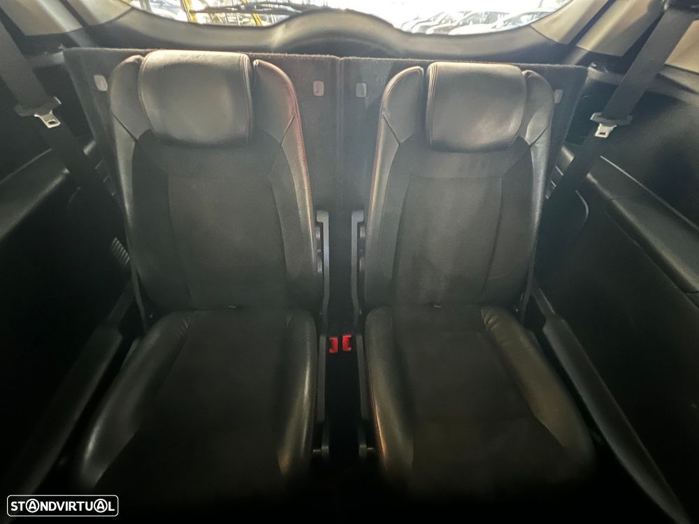 Ford S-Max 2.2 TDCi Titanium 7L - 22