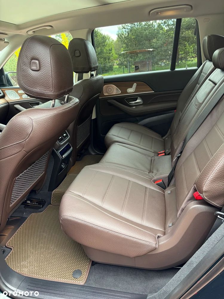 Mercedes-Benz GLS - 10