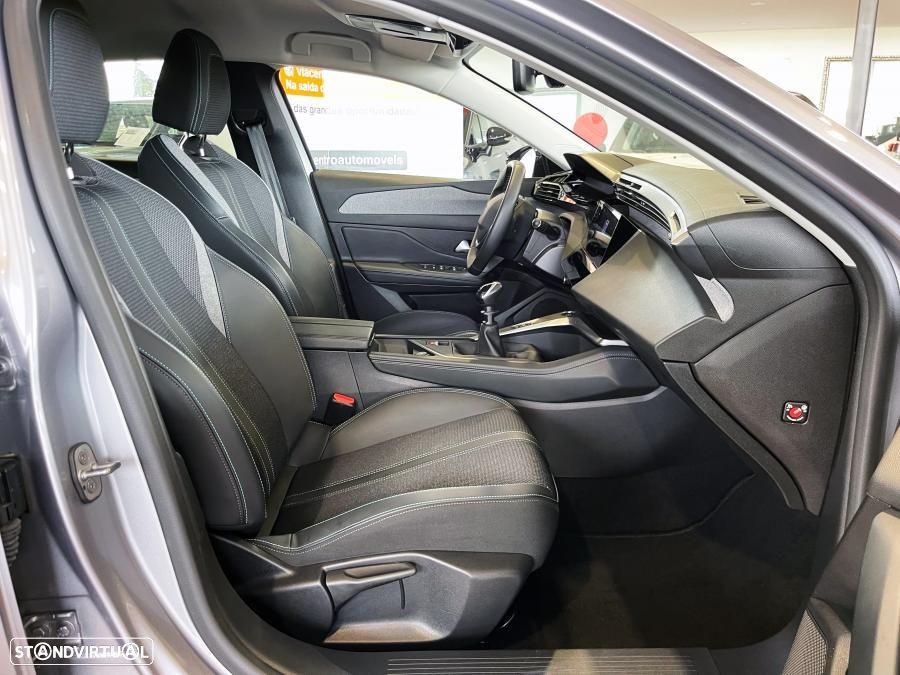 Peugeot 308 1.2 PureTech Allure Pack - 28