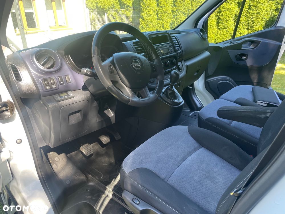 Opel Vivaro - 5