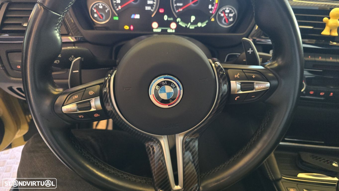 BMW M4 Auto - 50