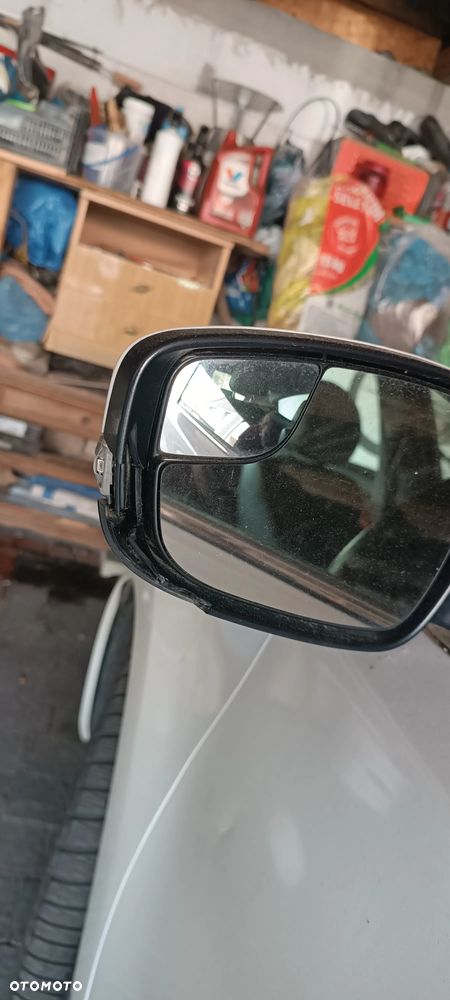 Hyundai Elantra - 7