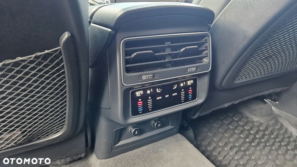Audi Q8 50 TDI mHEV Quattro Tiptronic - 9