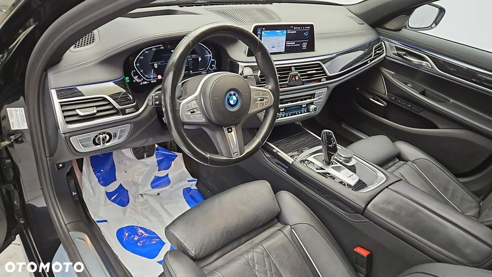 BMW Seria 7 - 9