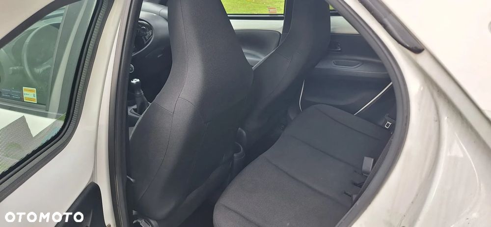 Toyota Aygo - 10