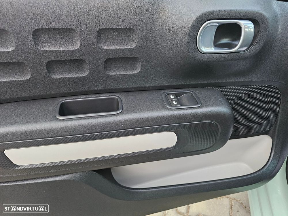 Citroën C3 1.2 PureTech Feel - 21