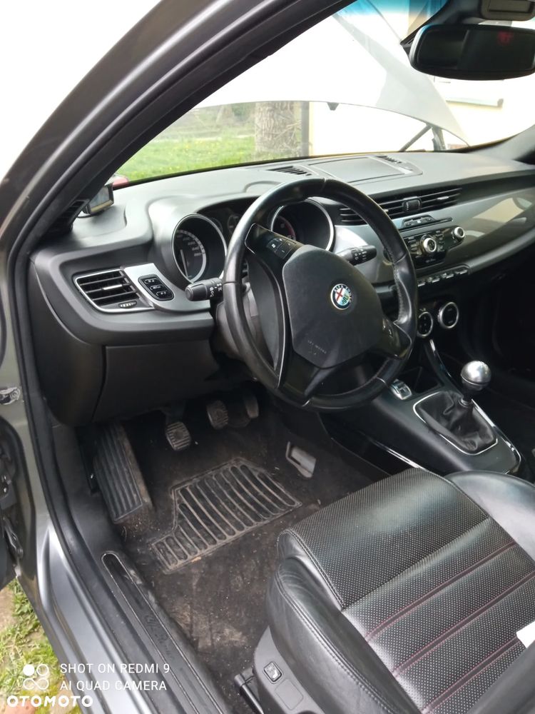 Alfa Romeo Giulietta 1.6 JTDM 16V - 8