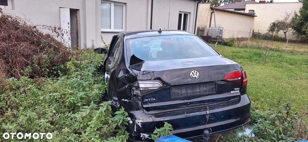 Volkswagen Jetta 2.0 TDI DPF BMT Trendline - 6