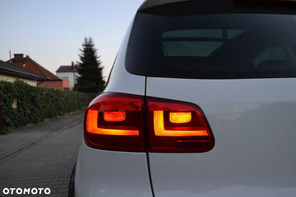 Volkswagen Tiguan 2.0 TDI Perfectline R-Style - 27