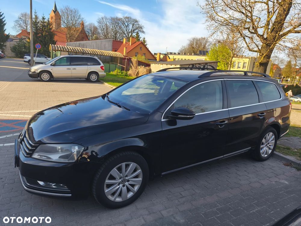 Volkswagen Passat 2.0 TDI Comfortline DSG - 29