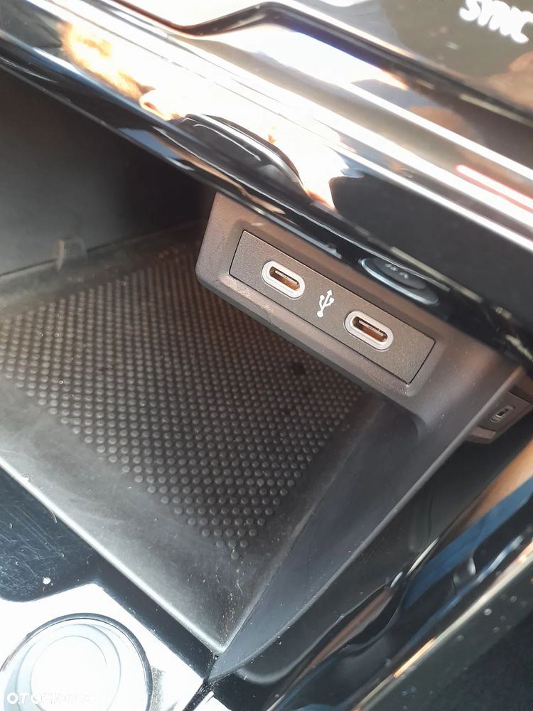 Volkswagen T-Cross - 20