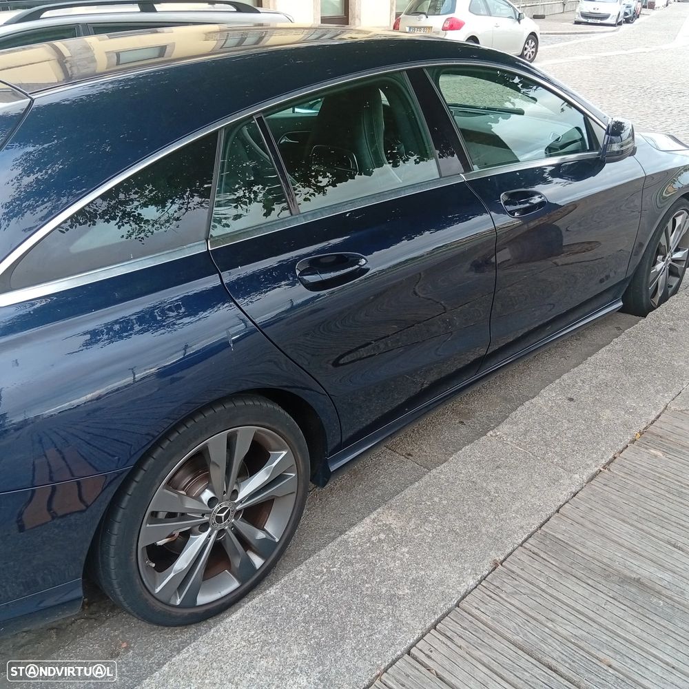 Mercedes-Benz CLA 180 d Shooting Brake Urban - 3