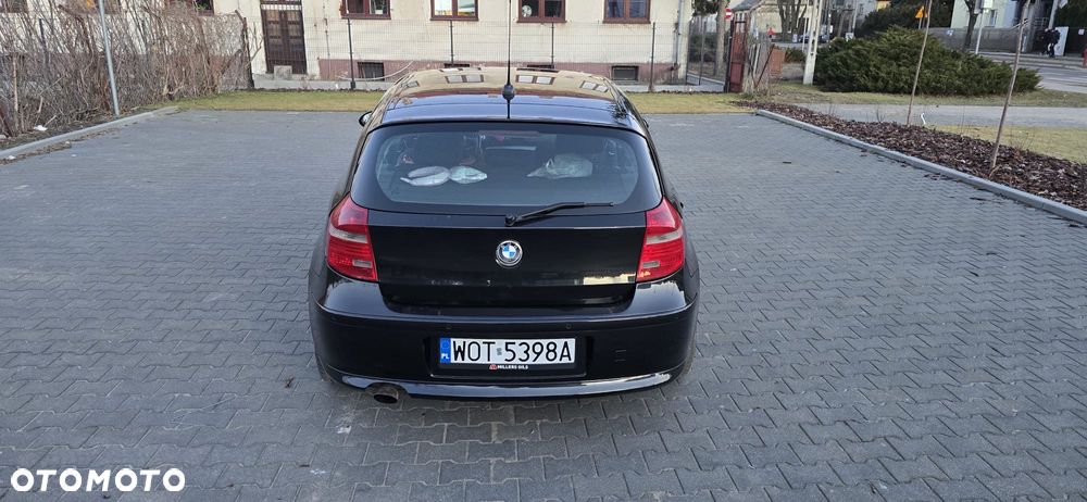 BMW Seria 1 118i - 4