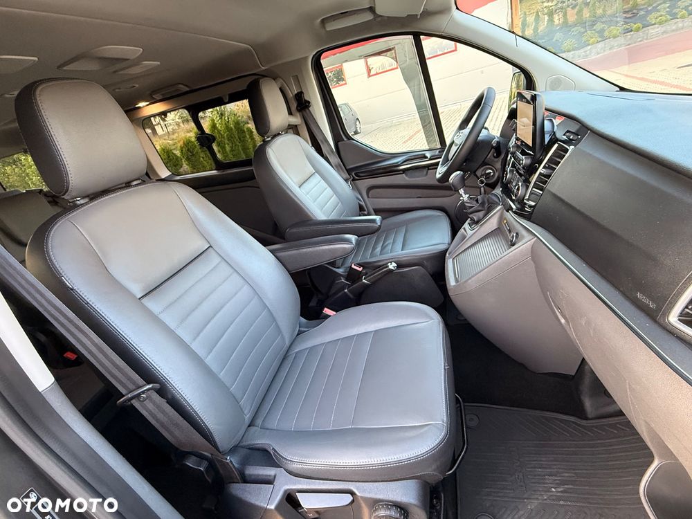 Ford Tourneo Custom 2.0 TDCi L2 Titanium - 23