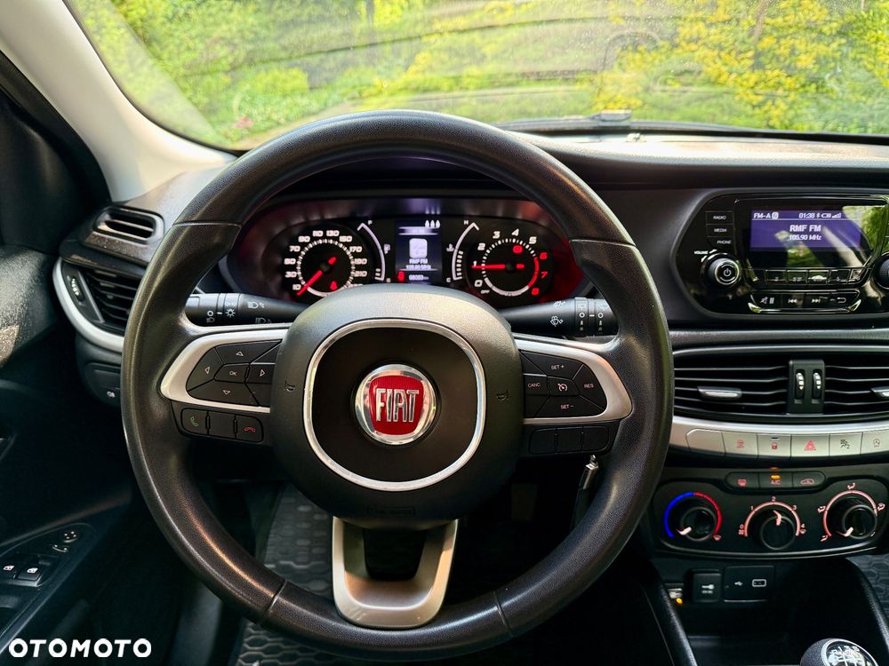 Fiat Tipo 1.4 T-Jet 16v Pop - 17