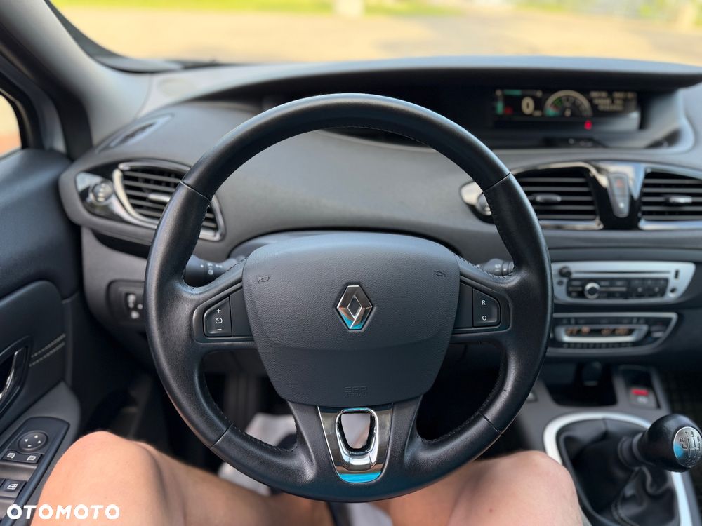 Renault Grand Scenic ENERGY TCe 130 INTENS - 26