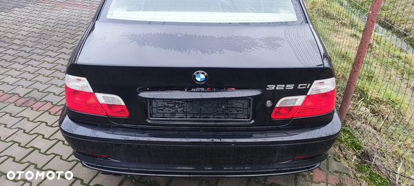 BMW E46 Coupe zderzak tylny tył schwarz 2 668/9