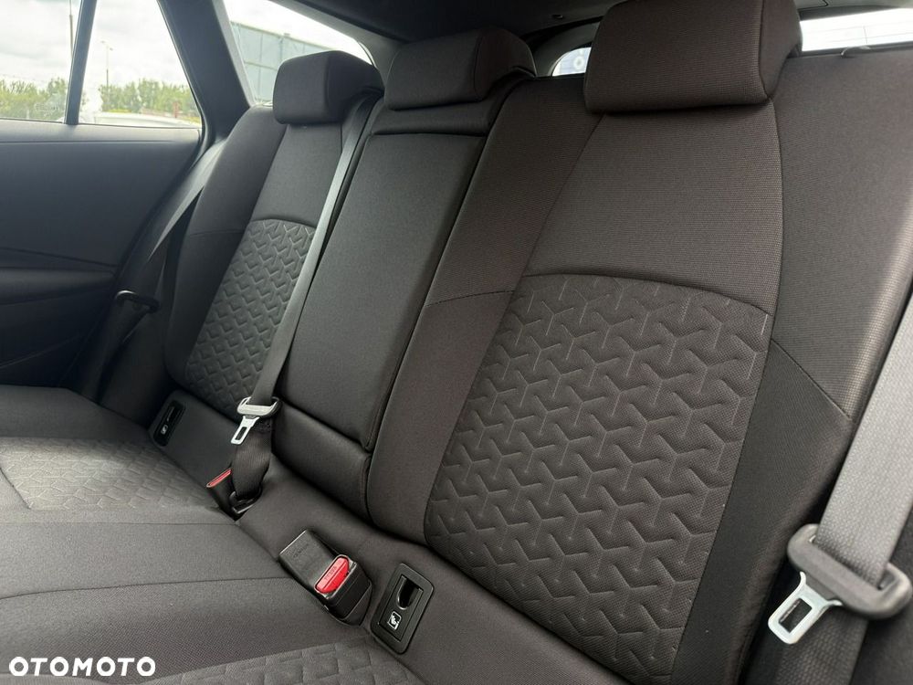 Toyota Corolla 1.8 Hybrid Comfort - 35