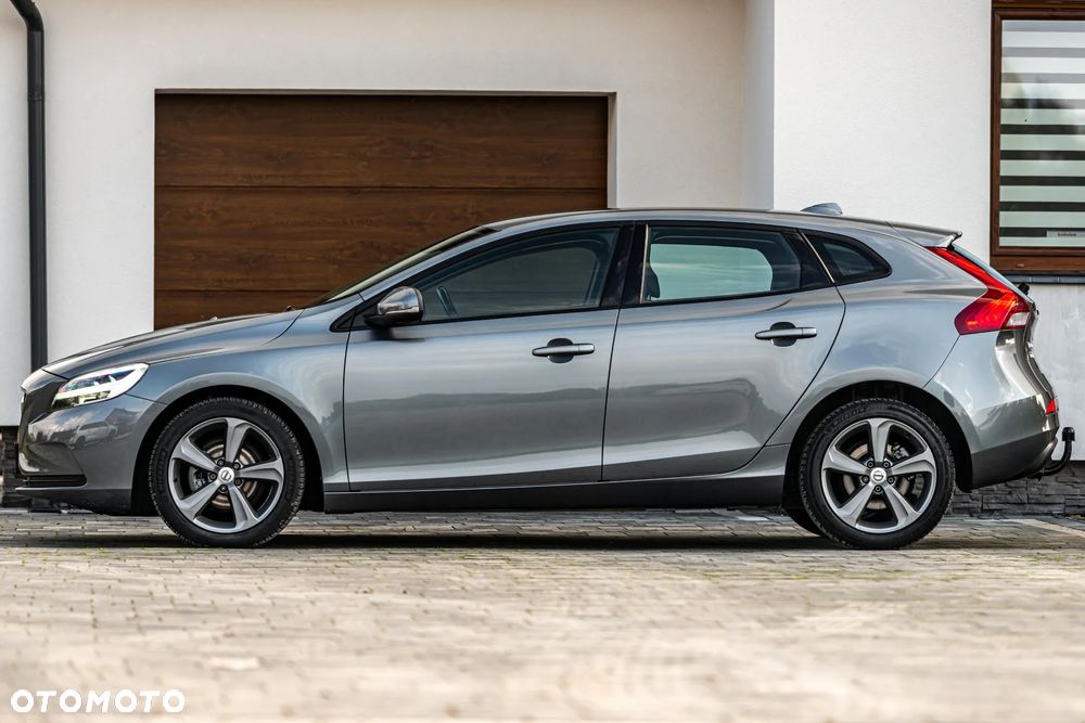 Volvo V40 D2 Momentum - 15