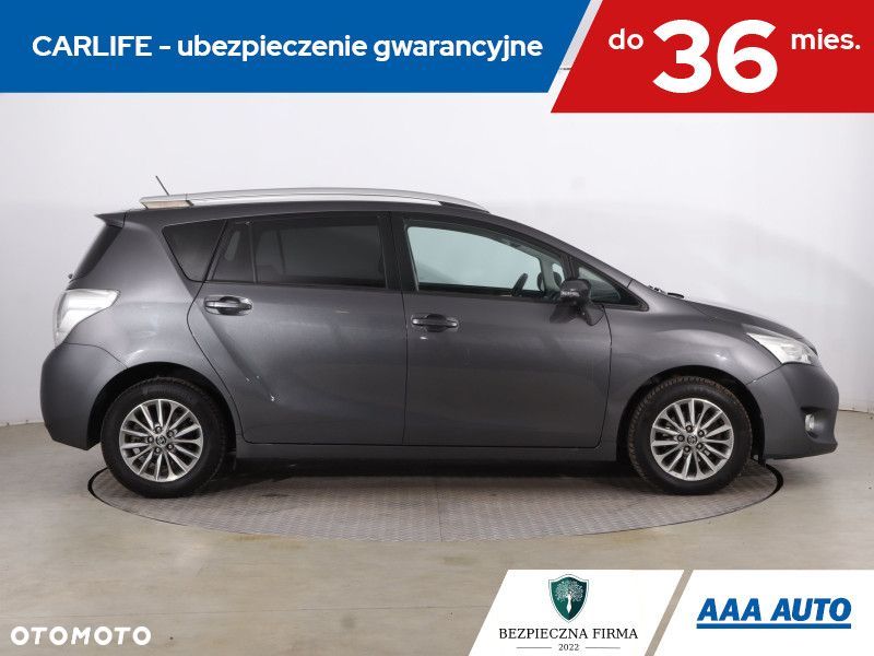 Toyota Verso - 8